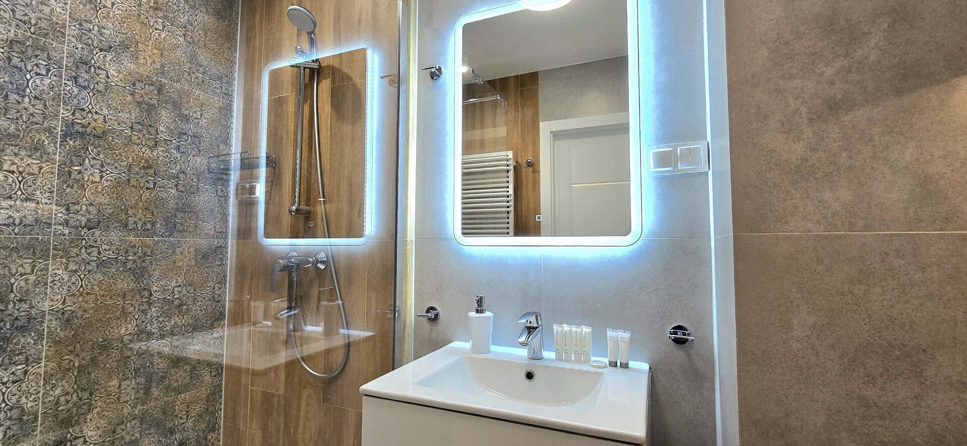 GO EMC2 SP. Z O.O. - 25